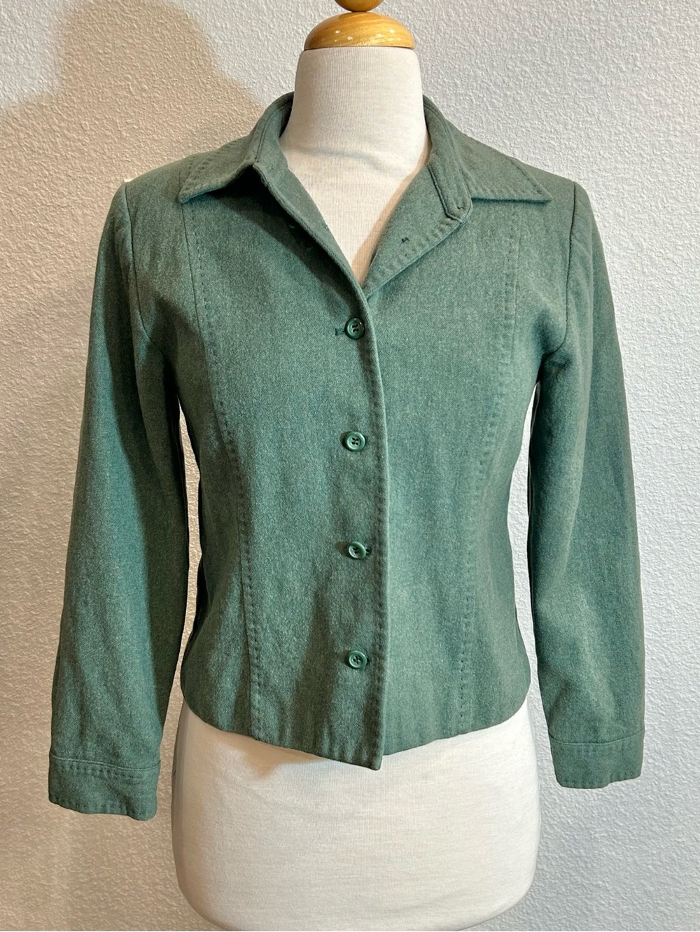 Pendleton 100% virgin wool faded green cropped blazer jacket 10 petite